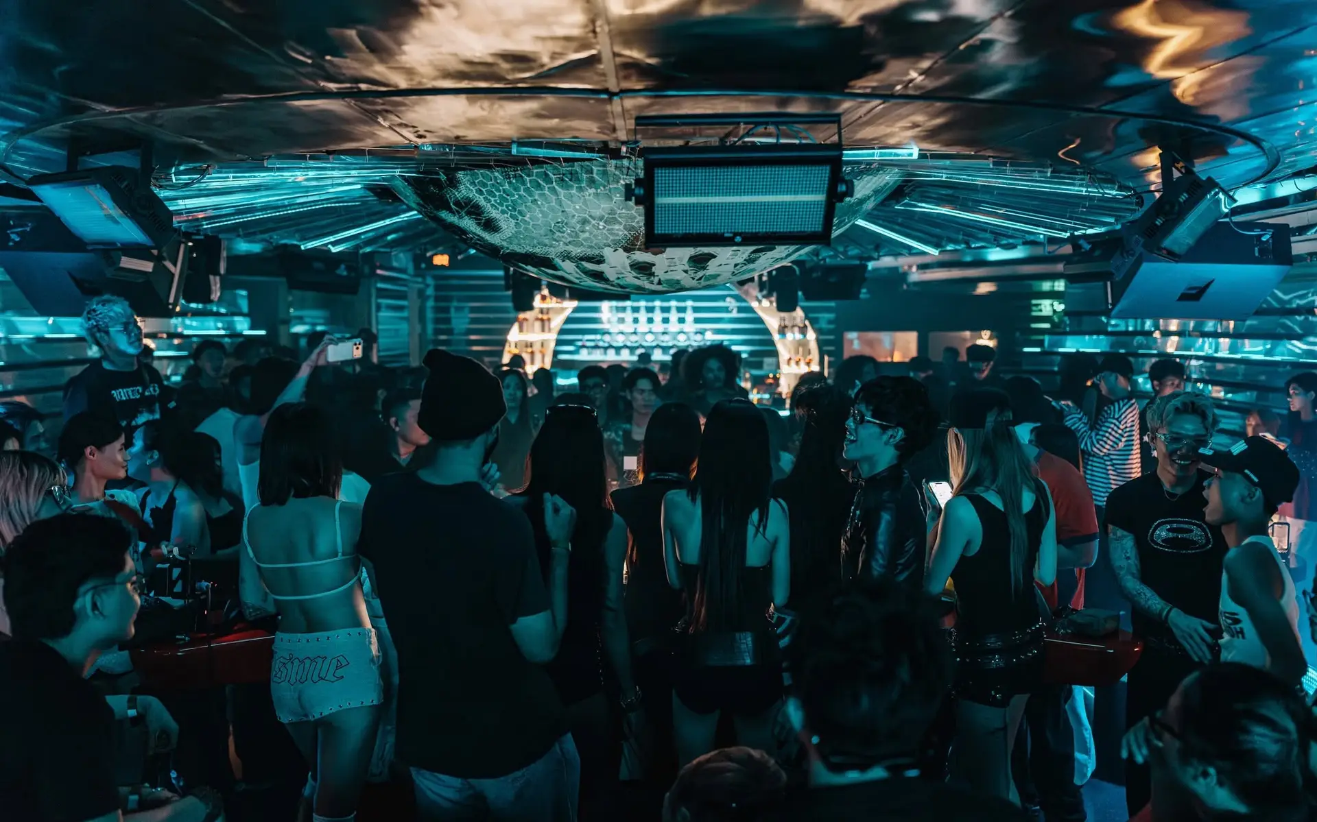 Ảnh Astrix Saigon 5