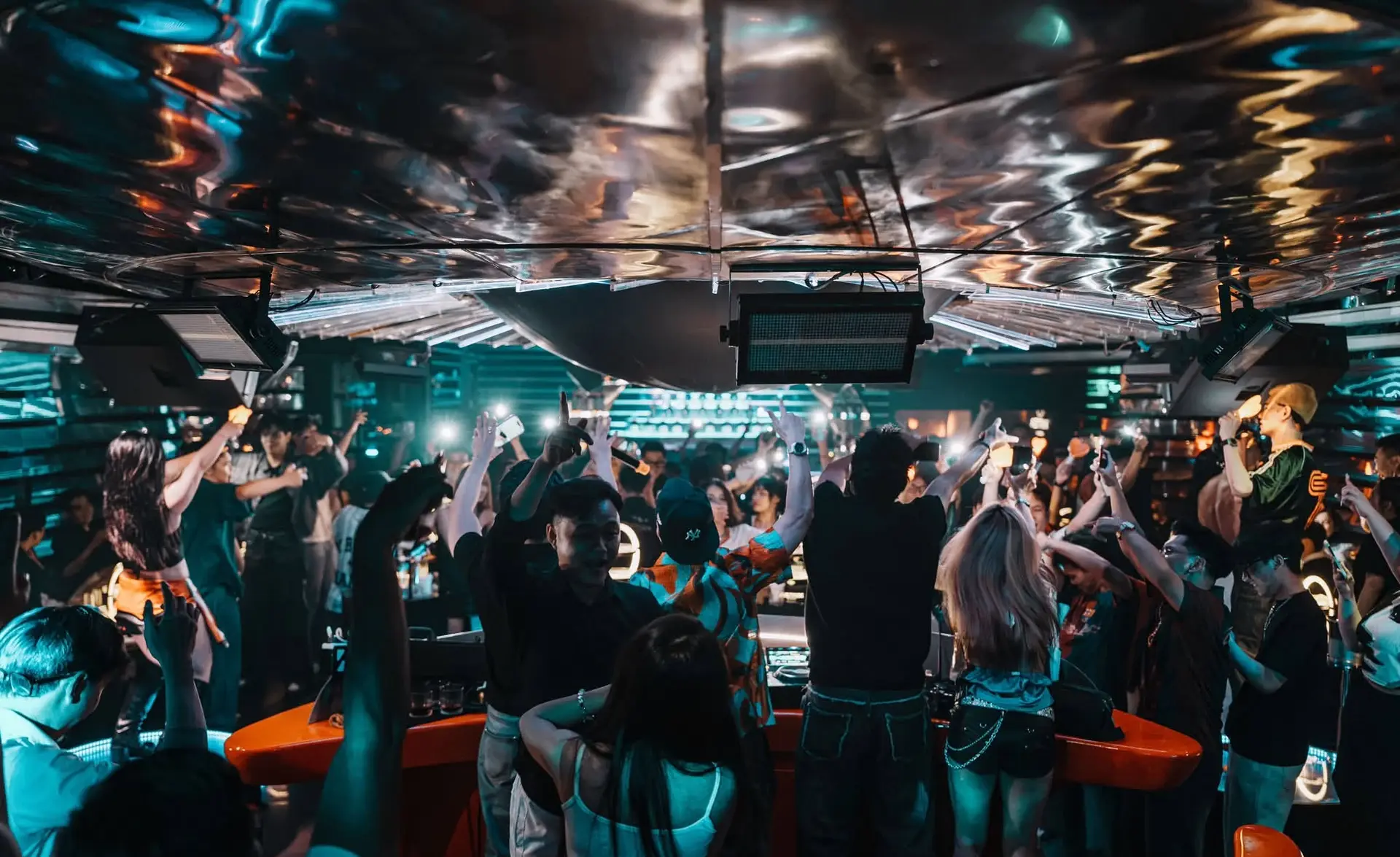 Ảnh Astrix Saigon 7